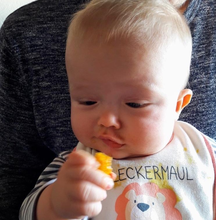 Baby-led weaning