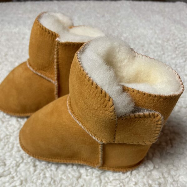 Lammfell Babyboots